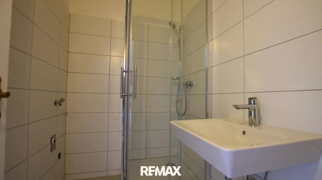 2-Zimmer-Wohnung mieten in Baden – 35 m², € 602 – Bild 10 von 16
