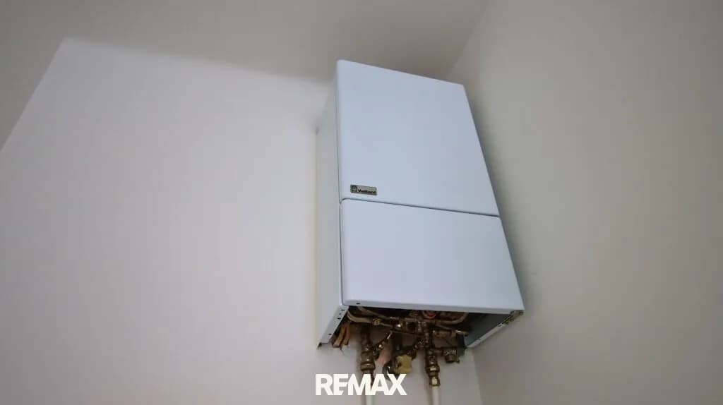 2-Zimmer-Wohnung mieten in Baden – 35 m², € 602 – Bild 13 von 16