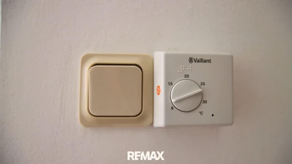 2-Zimmer-Wohnung mieten in Baden – 35 m², € 602 – Bild 14 von 16