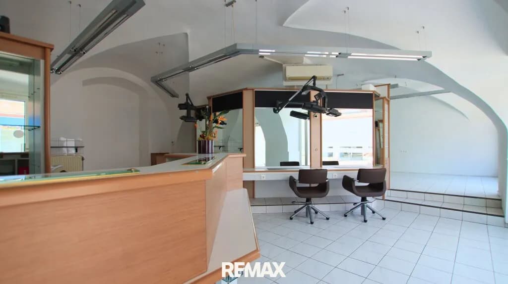 Gewerbeimmobilie mieten in Baden – 86 m², € 1.843 – Bild 2 von 12