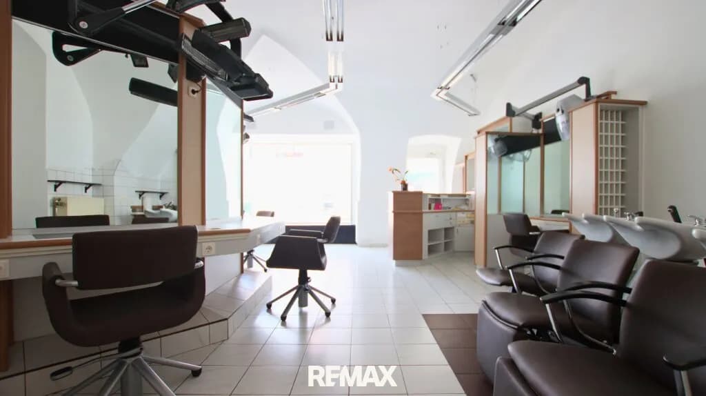 Gewerbeimmobilie mieten in Baden – 86 m², € 1.843 – Bild 5 von 12