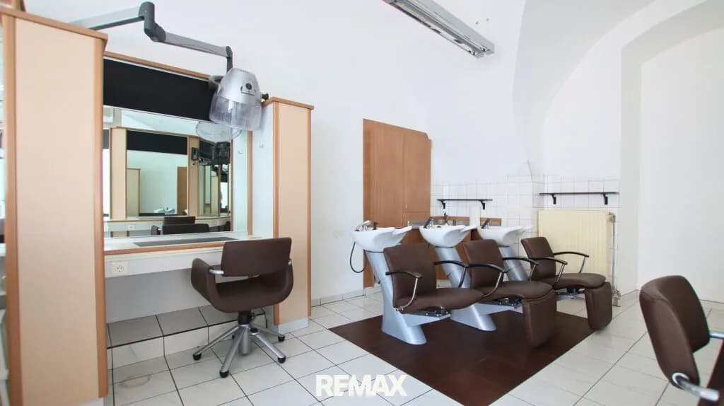 Gewerbeimmobilie mieten in Baden – 86 m², € 1.843 – Bild 6 von 12