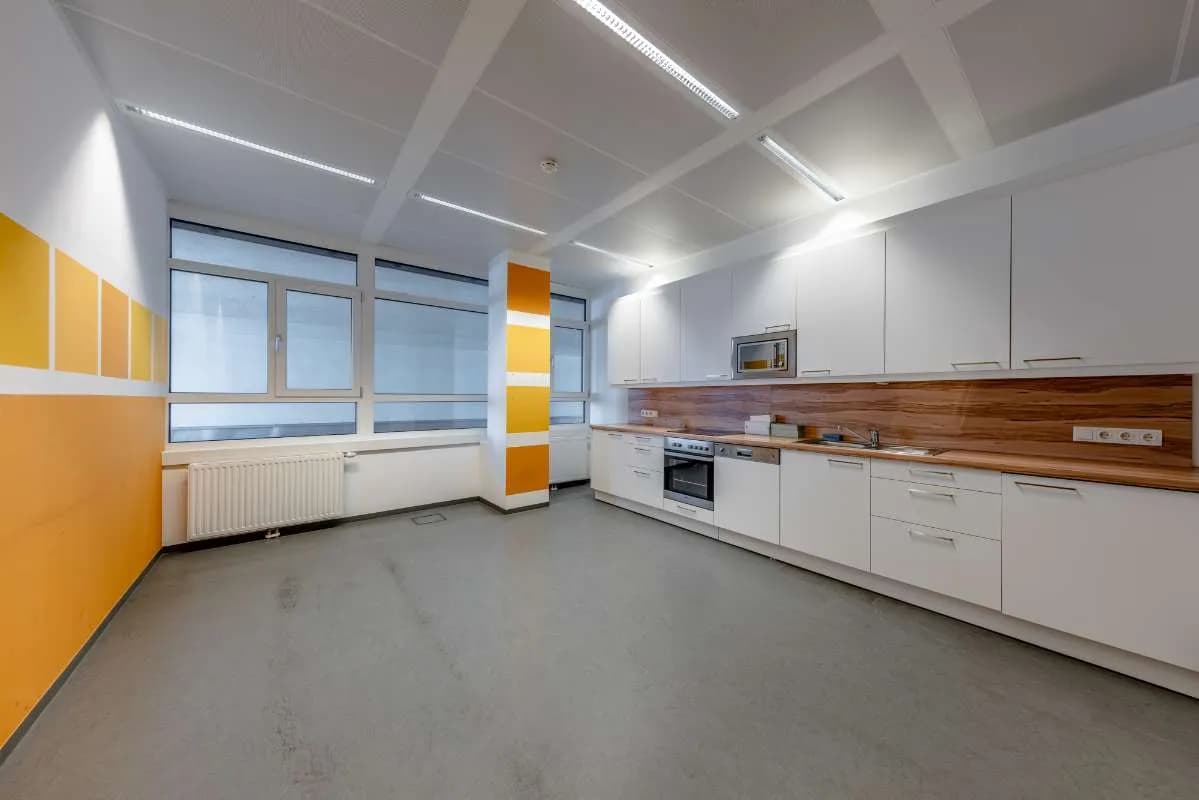 Gewerbeimmobilie mieten in Wien – 745 m², € 15.100 – Bild 7 von 16