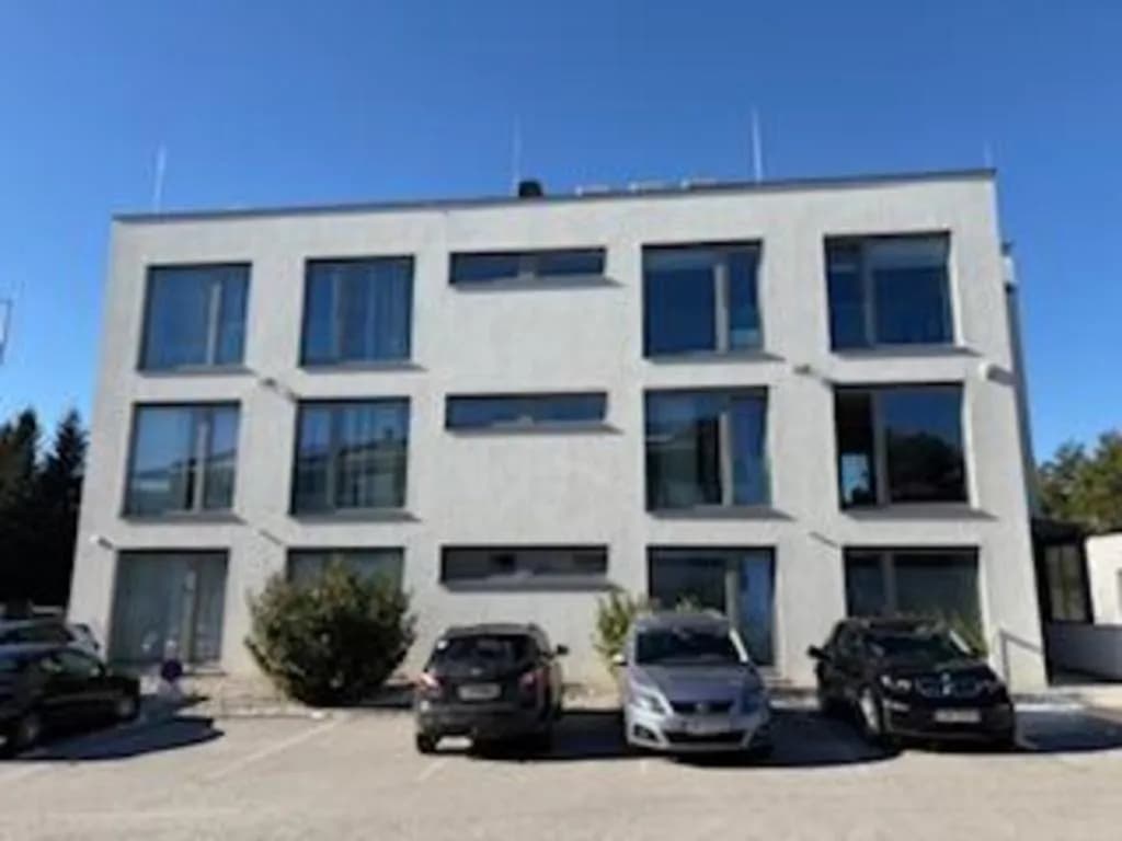 Gewerbeimmobilie kaufen in Baden – 836 m², € 2.400.000