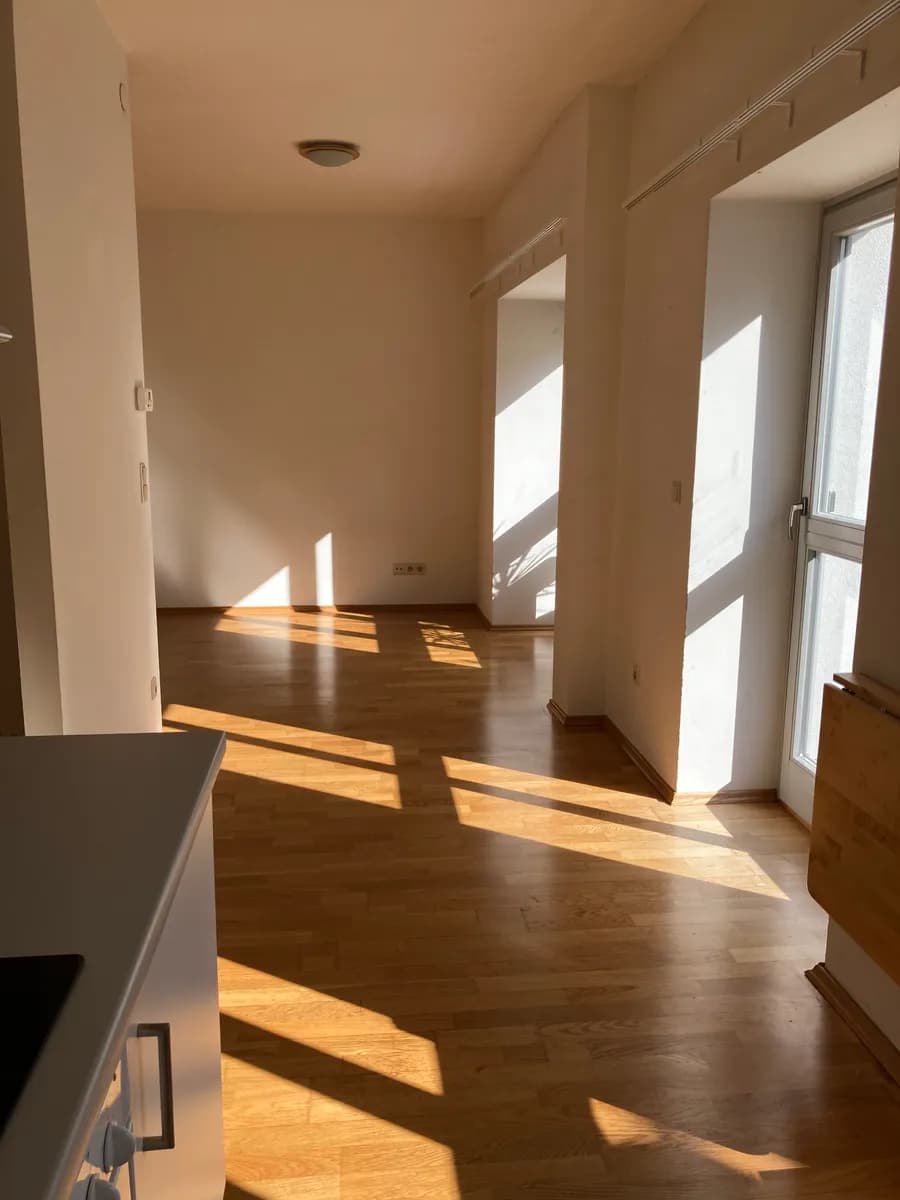 1-Zimmer-Wohnung mieten in Eisenstadt – 33,26 m², € 411 – Bild 3 von 11