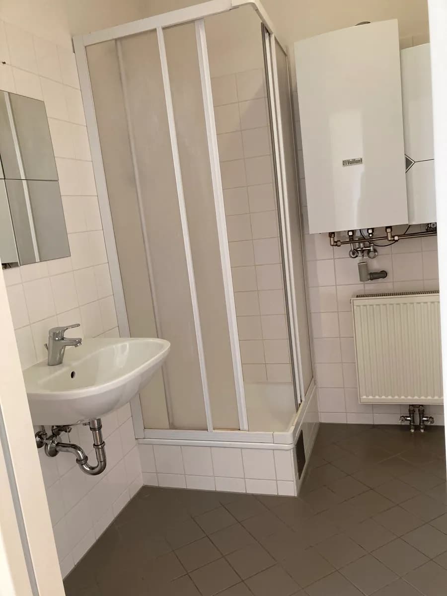 1-Zimmer-Wohnung mieten in Eisenstadt – 33,26 m², € 411 – Bild 7 von 11
