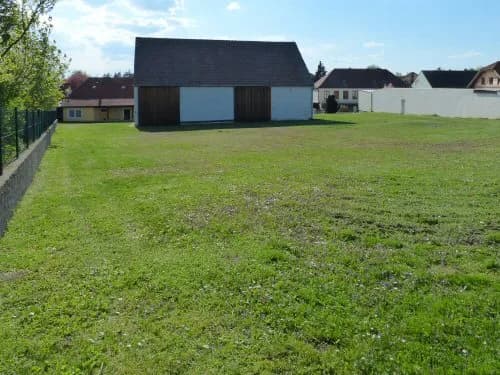Grundstück kaufen in Mistelbach – 1 854 m², € 199.000