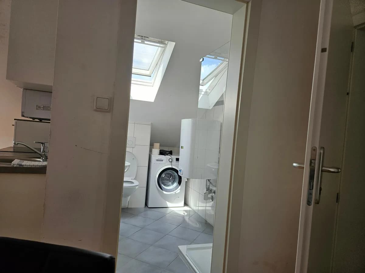 1-Zimmer-Wohnung mieten in Leoben – 31 m², € 585 – Bild 3 von 3