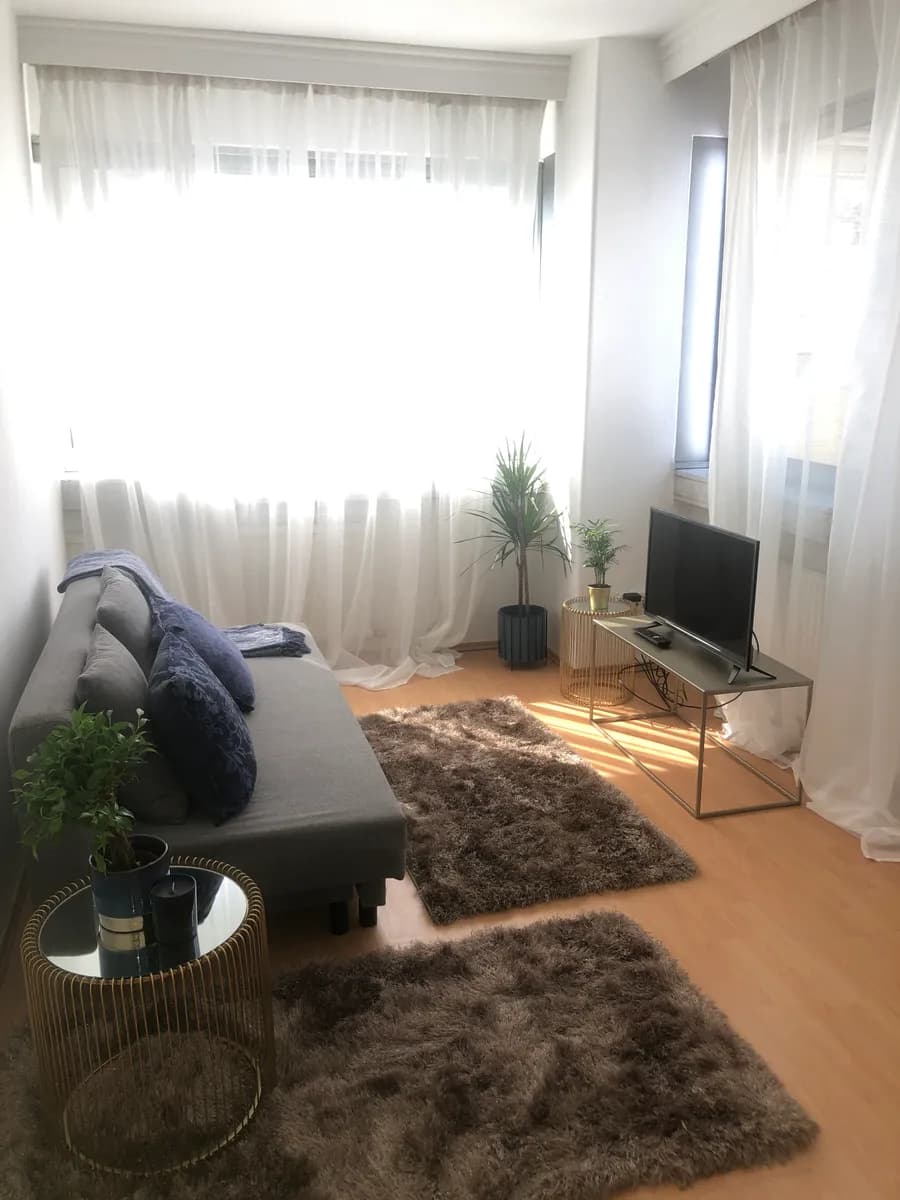 2-Zimmer-Wohnung mieten in Linz – 49 m², € 1.300
