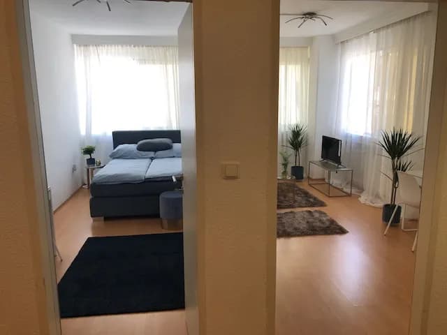 2-Zimmer-Wohnung mieten in Linz – 49 m², € 1.300 – Bild 2 von 16