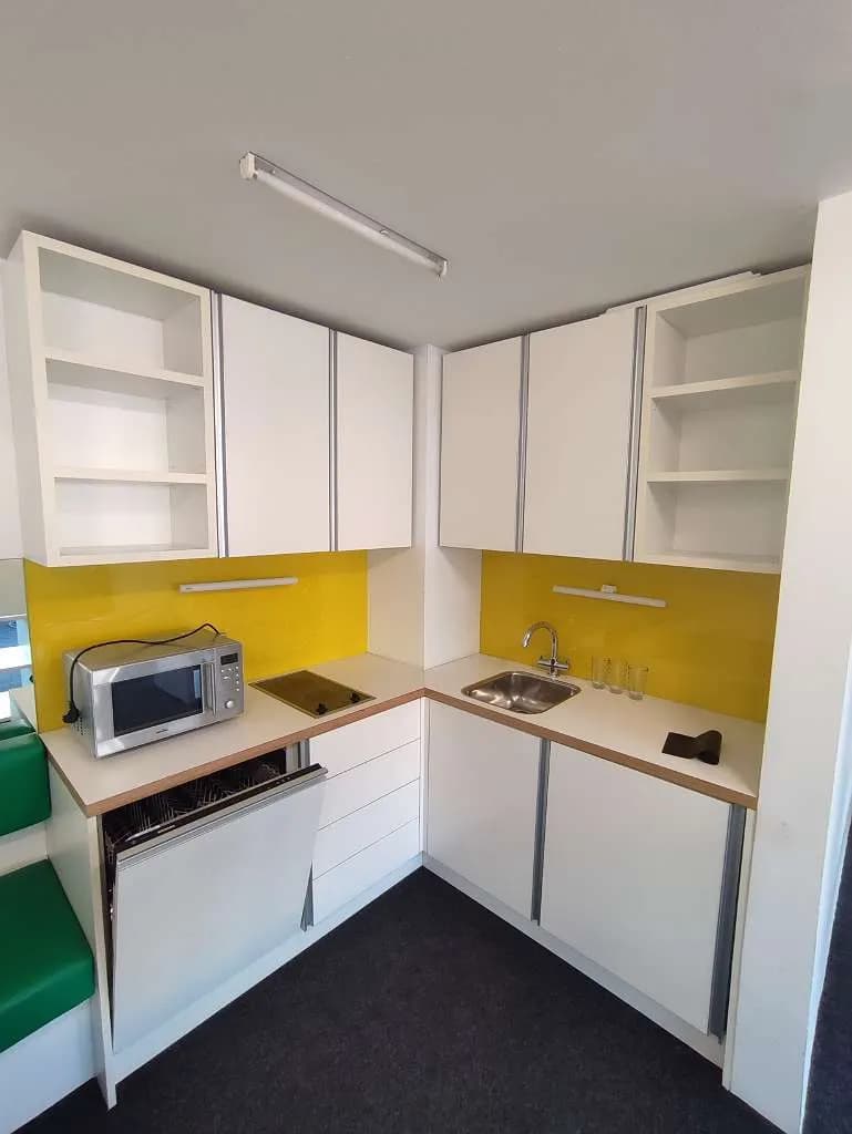 Gewerbeimmobilie mieten in Linz – 166 m², € 2.000 – Bild 9 von 19