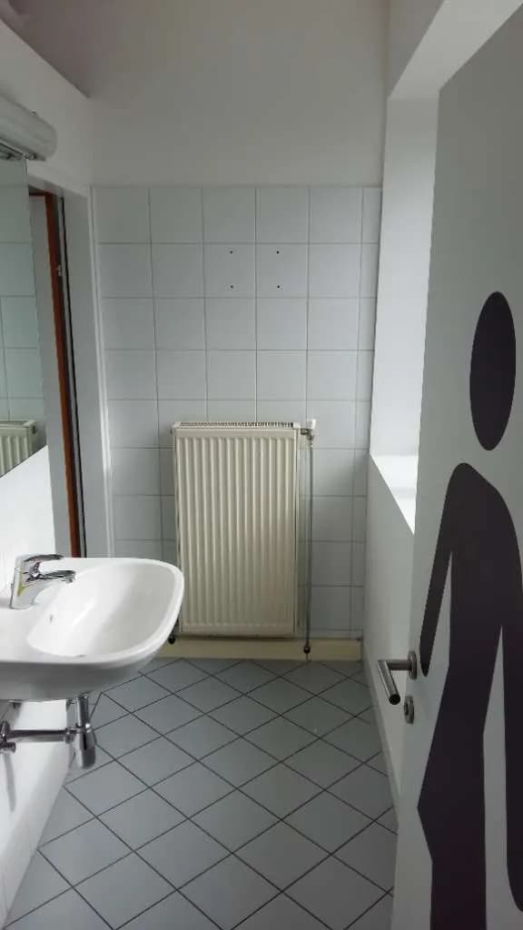 Gewerbeimmobilie mieten in Linz – 166 m², € 2.000 – Bild 11 von 19