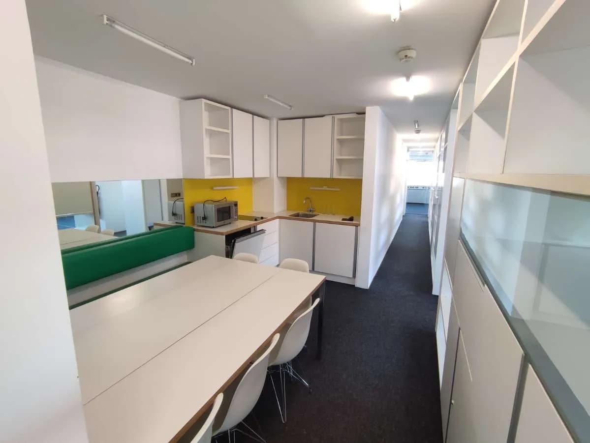 Gewerbeimmobilie mieten in Linz – 286 m², € 3.190 – Bild 8 von 18