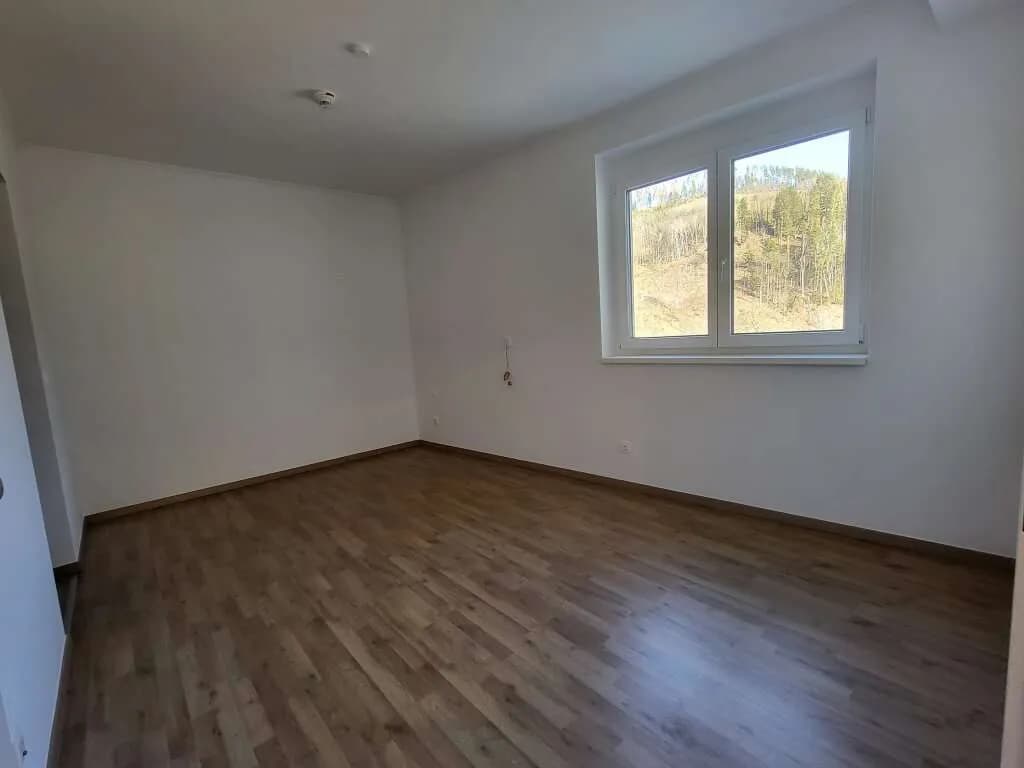 3-Zimmer-Wohnung mieten in Neunkirchen – 73,11 m², € 998 – Bild 6 von 12