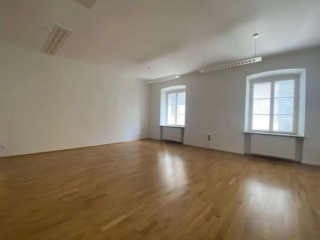 2-Zimmer-Gewerbeimmobilie mieten in Graz – 77 m², € 897