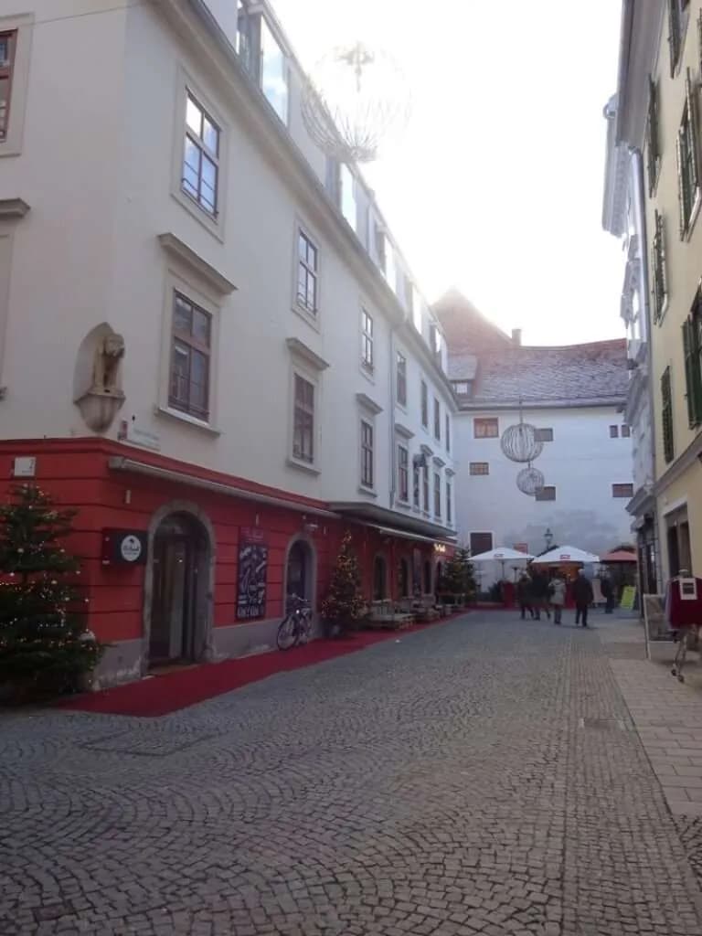 2-Zimmer-Gewerbeimmobilie mieten in Graz – 77 m², € 897 – Bild 20 von 20