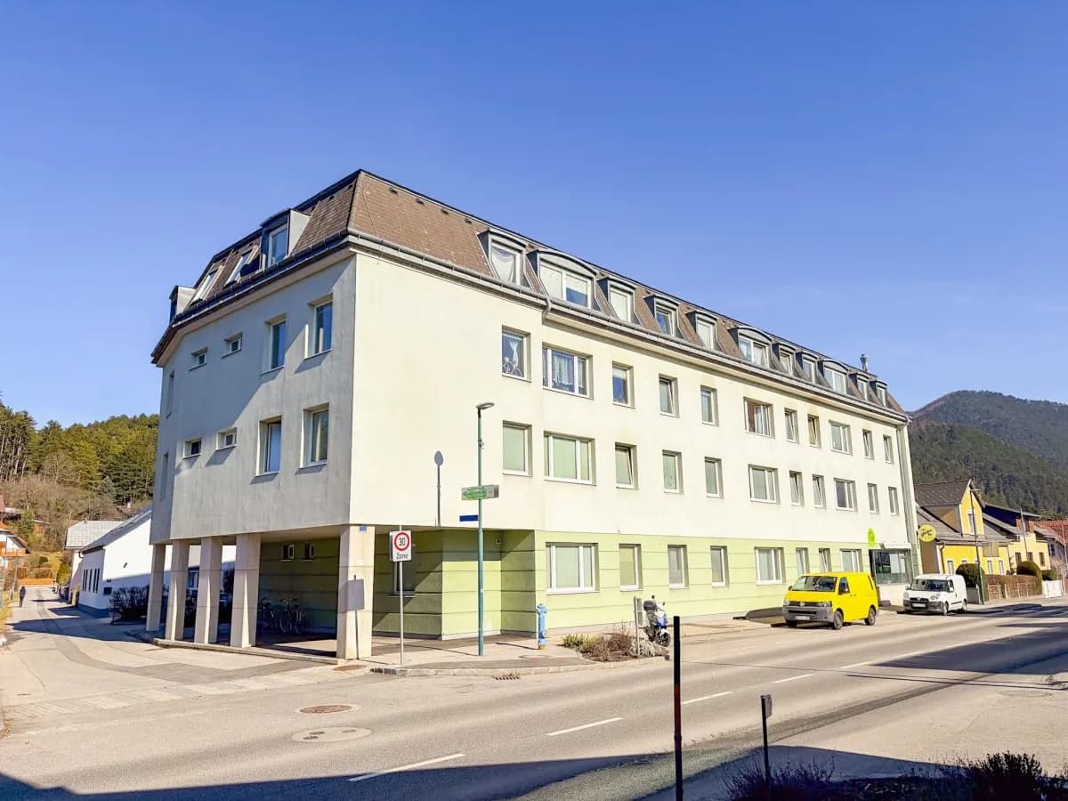 Gewerbeimmobilie kaufen in Wiener Neustadt Land – 1 602 m², € 1.750.000