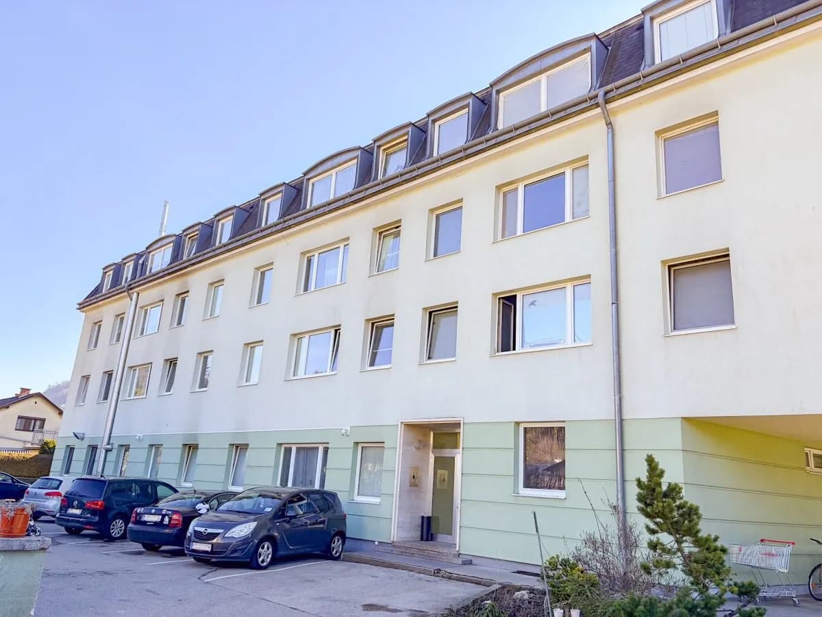 Gewerbeimmobilie kaufen in Wiener Neustadt Land – 1 602 m², € 1.750.000 – Bild 2 von 11