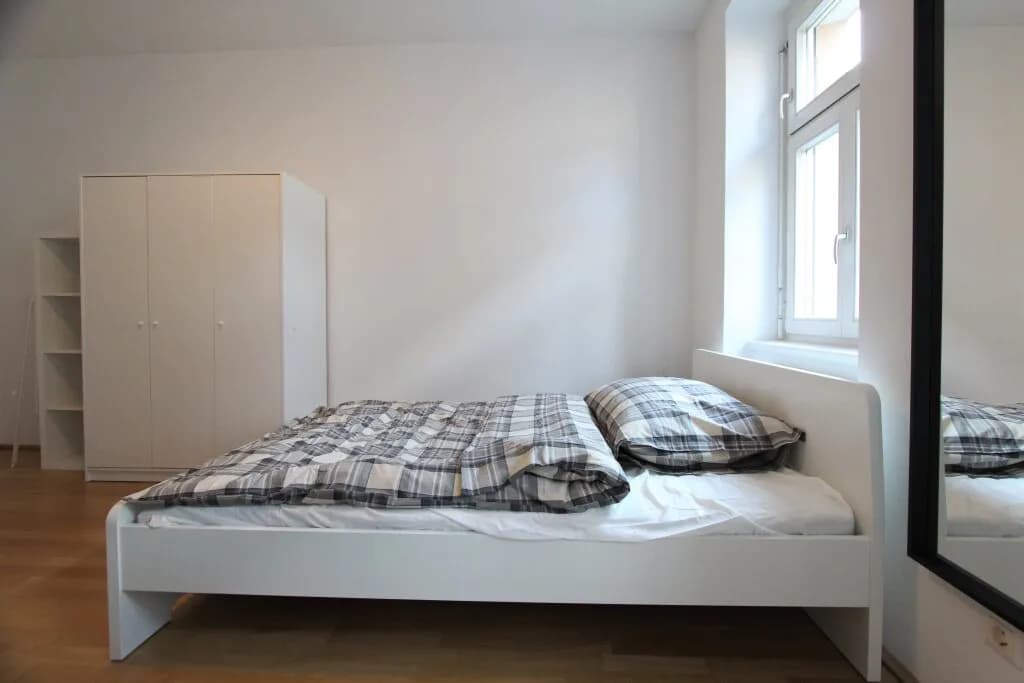 1-Zimmer-Wohnung mieten in Wien – 24 m², € 900 – Bild 3 von 6
