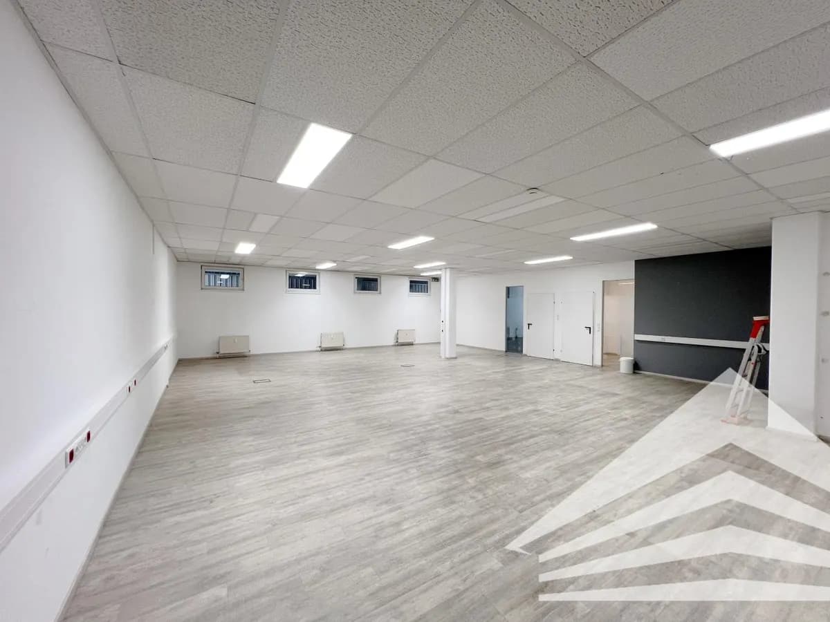 Gewerbeimmobilie mieten in Linz – 539 m², € 4.946 – Bild 8 von 12