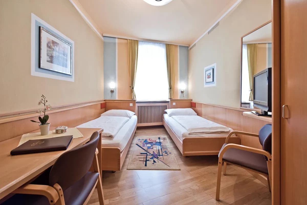 16-Zimmer-Gewerbeimmobilie kaufen in Perg – 774 m², € 685.000 – Bild 6 von 14