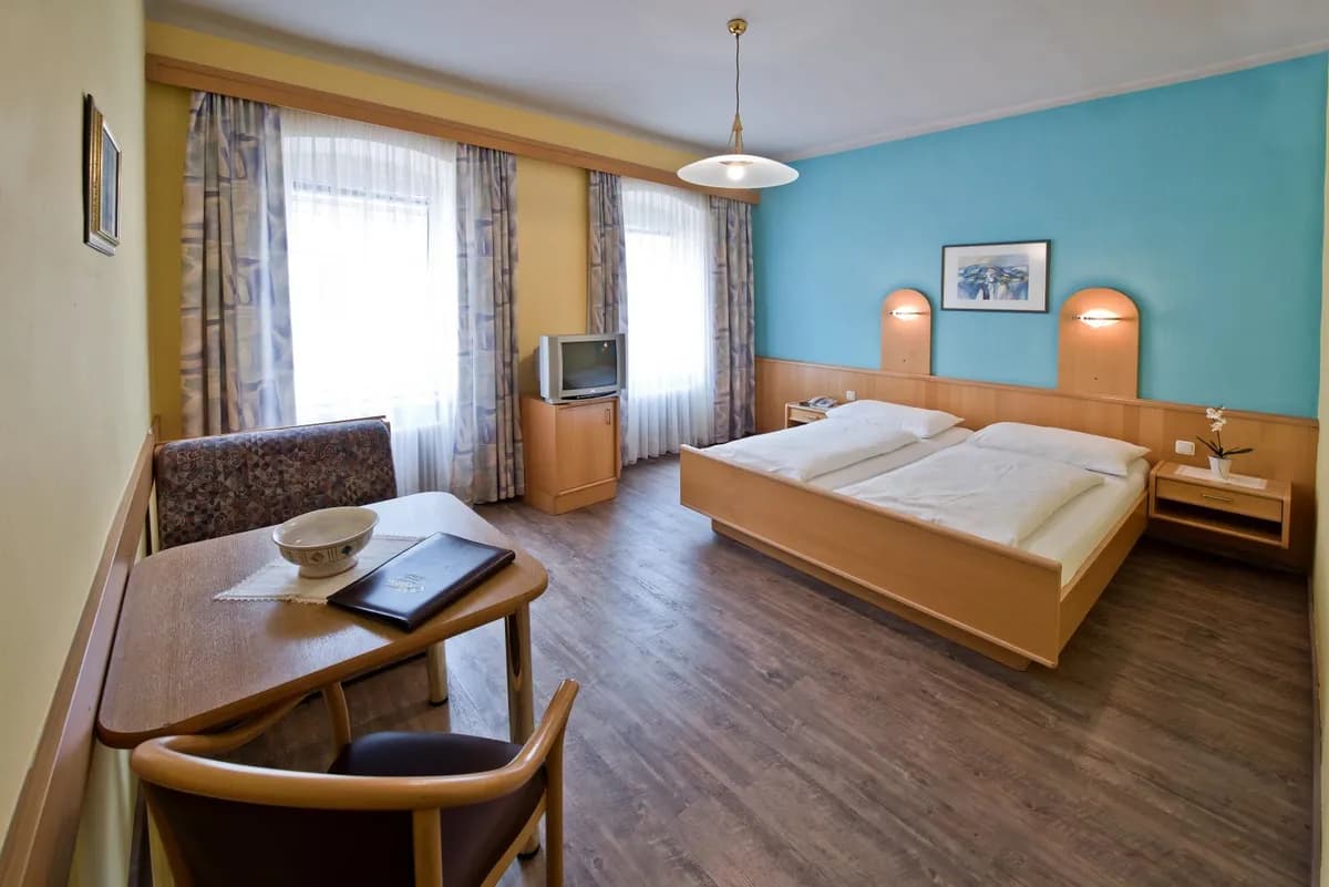 16-Zimmer-Gewerbeimmobilie kaufen in Perg – 774 m², € 685.000 – Bild 7 von 14