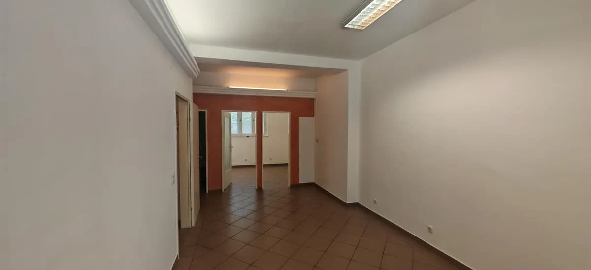 Gewerbeimmobilie mieten in Innsbruck – 41 m², € 1.133 – Bild 2 von 9