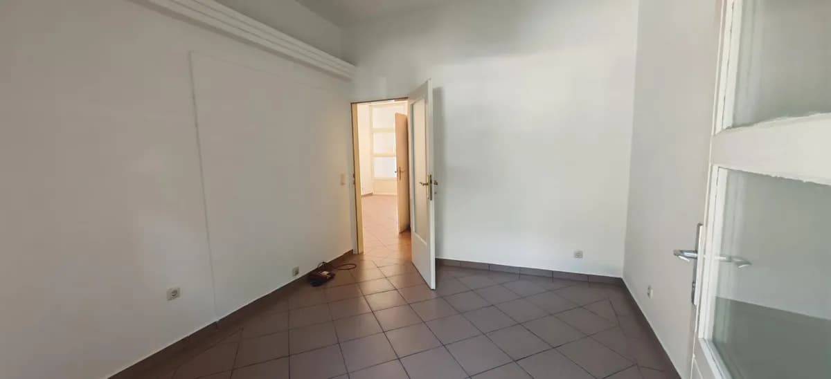 Gewerbeimmobilie mieten in Innsbruck – 41 m², € 1.133 – Bild 6 von 9
