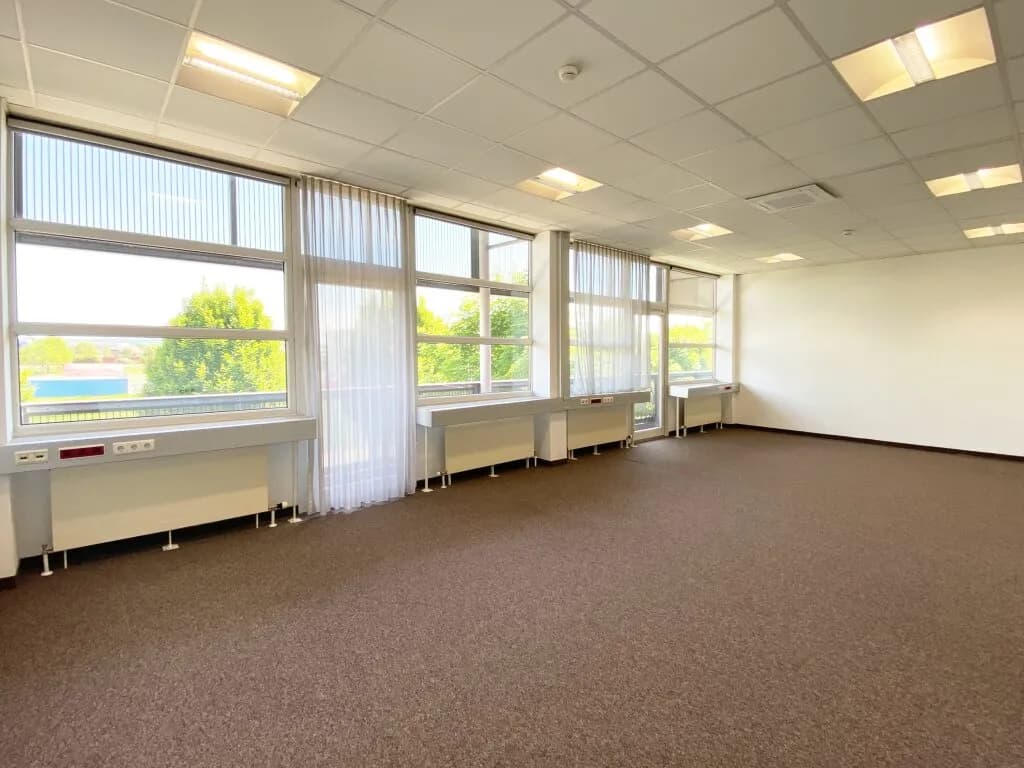 Gewerbeimmobilie mieten in Wels-Land – 717 m², € 8.963 – Bild 13 von 20