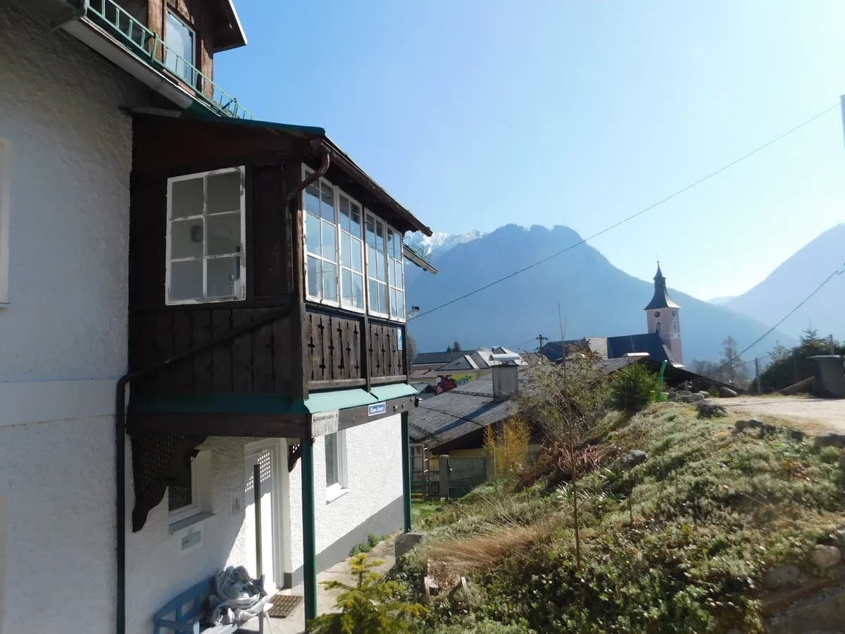 10-Zimmer-Gewerbeimmobilie kaufen in Gmunden – 306 m², € 399.000 – Bild 2 von 14