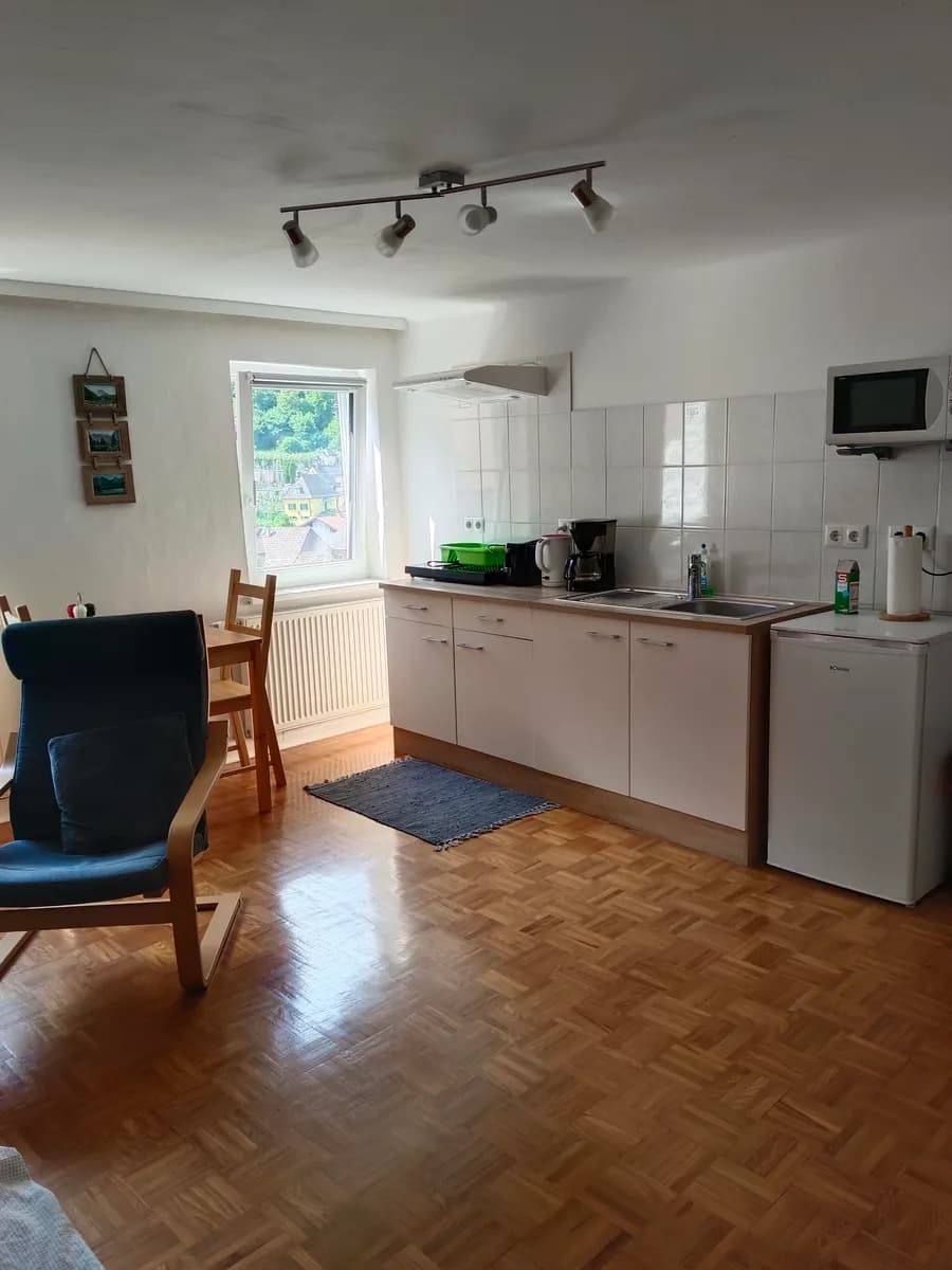 10-Zimmer-Gewerbeimmobilie kaufen in Gmunden – 306 m², € 399.000 – Bild 12 von 14