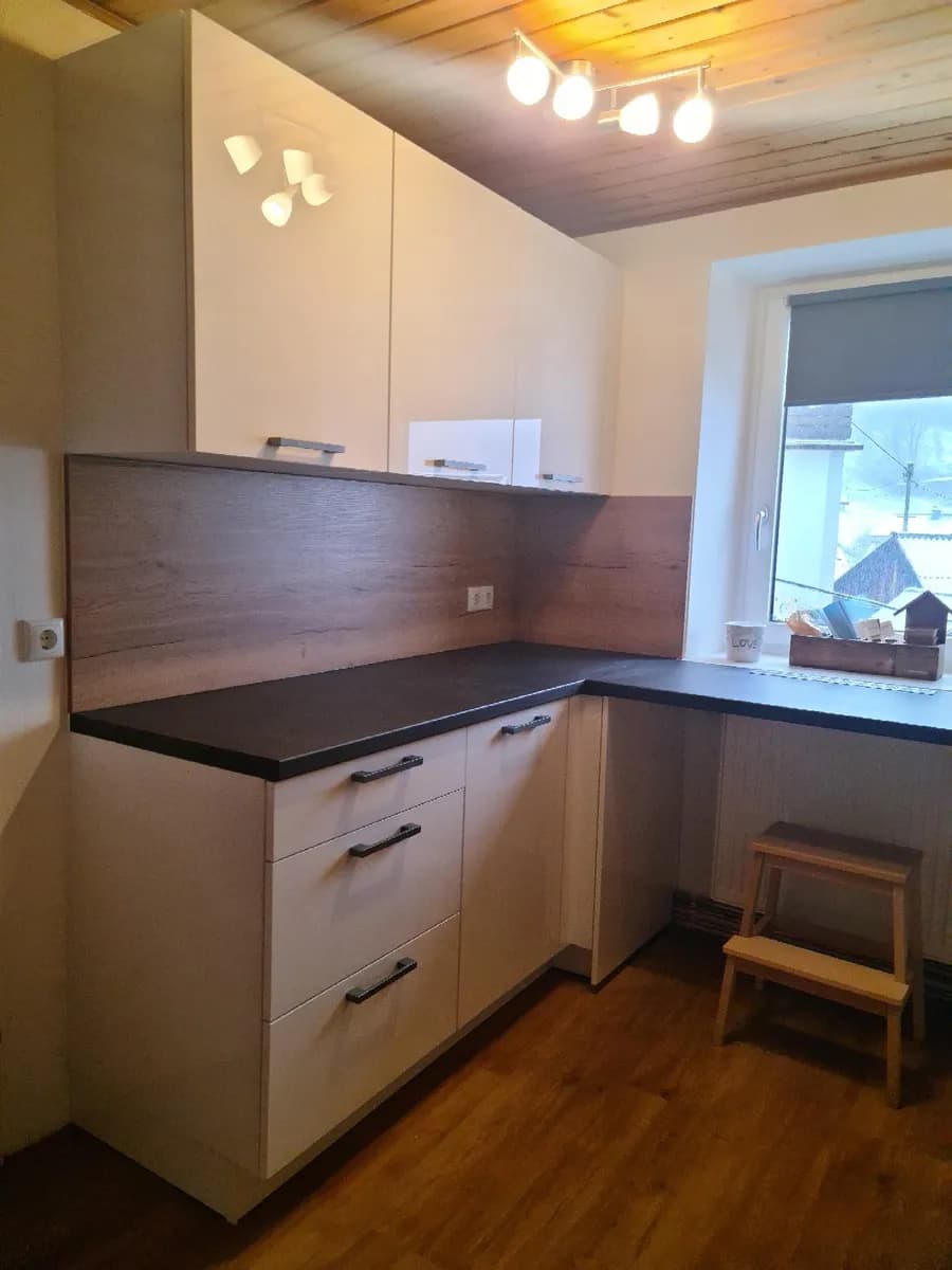 10-Zimmer-Gewerbeimmobilie kaufen in Gmunden – 306 m², € 399.000 – Bild 13 von 14