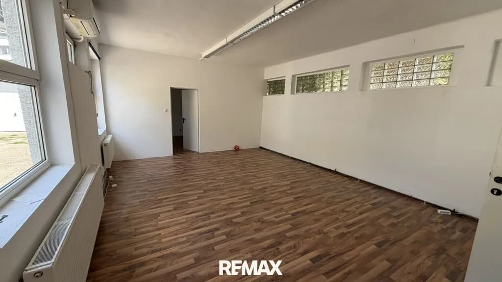 Gewerbeimmobilie kaufen in Vöcklabruck – 145 m², € 135.000 – Bild 9 von 23
