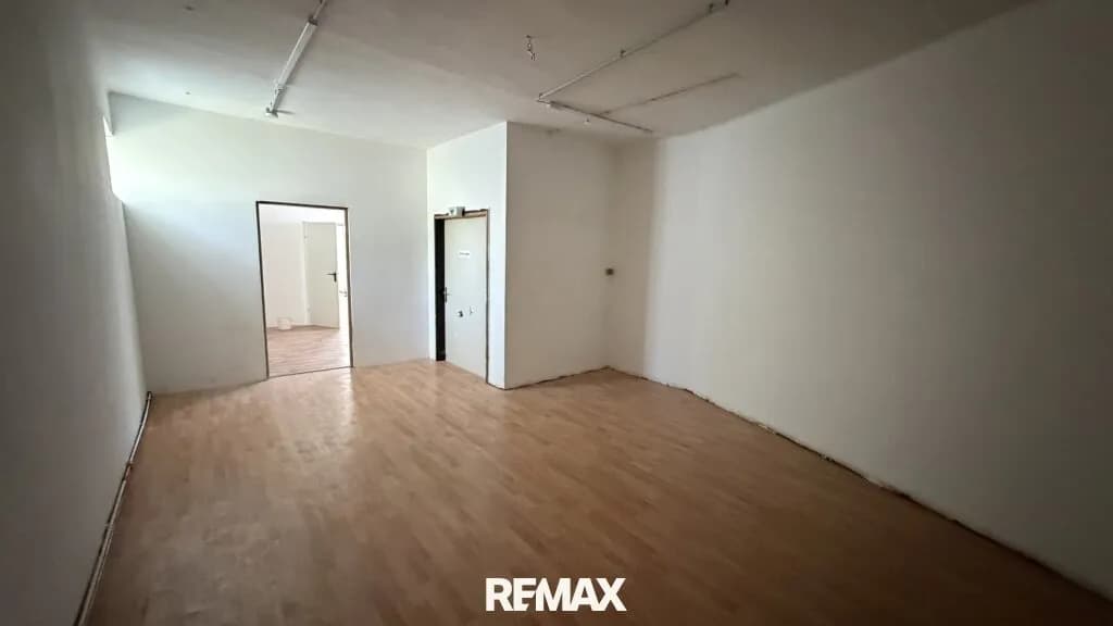 Gewerbeimmobilie kaufen in Vöcklabruck – 145 m², € 135.000 – Bild 14 von 23