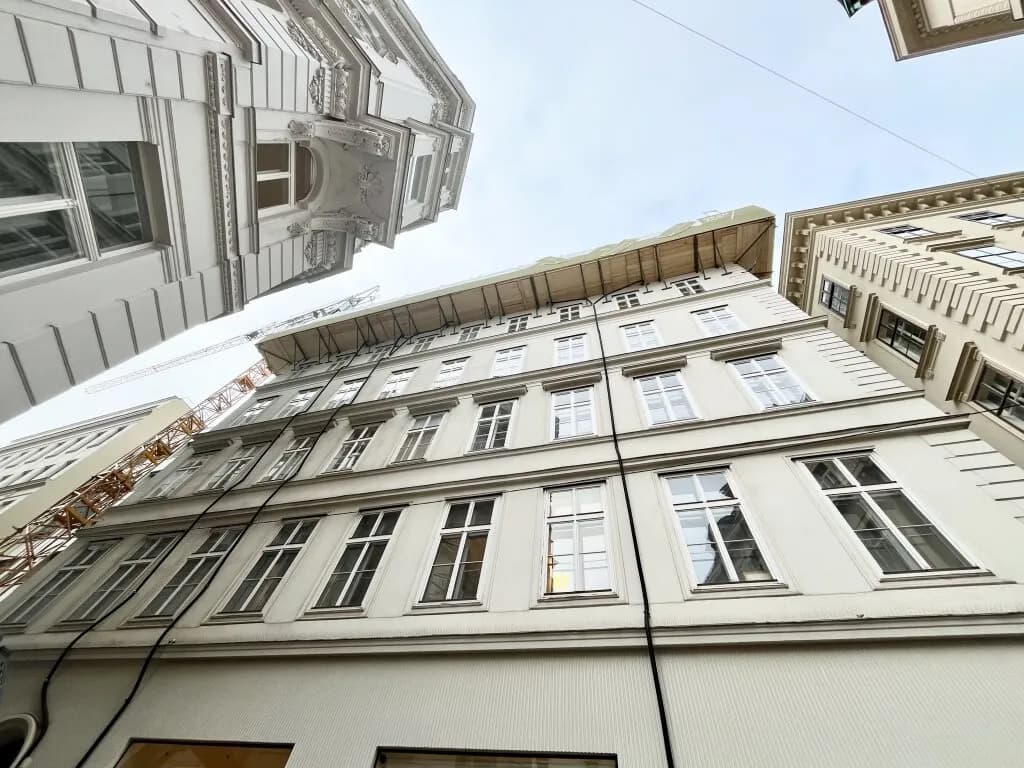 13-Zimmer-Gewerbeimmobilie mieten in Wien – 565 m², € 15.954