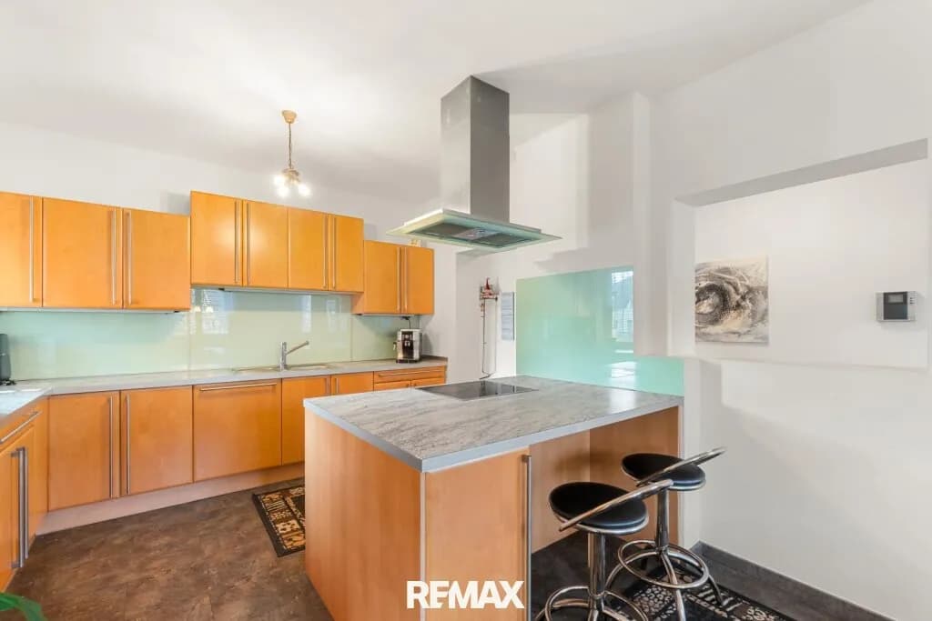 10-Zimmer-Gewerbeimmobilie kaufen in Leibnitz – 295 m², € 385.000 – Bild 2 von 43