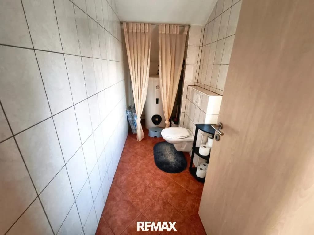 10-Zimmer-Gewerbeimmobilie kaufen in Leibnitz – 295 m², € 385.000 – Bild 32 von 43