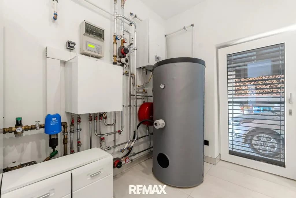 9-Zimmer-Gewerbeimmobilie kaufen in Südoststeiermark – 300 m², € 795.000 – Bild 14 von 35