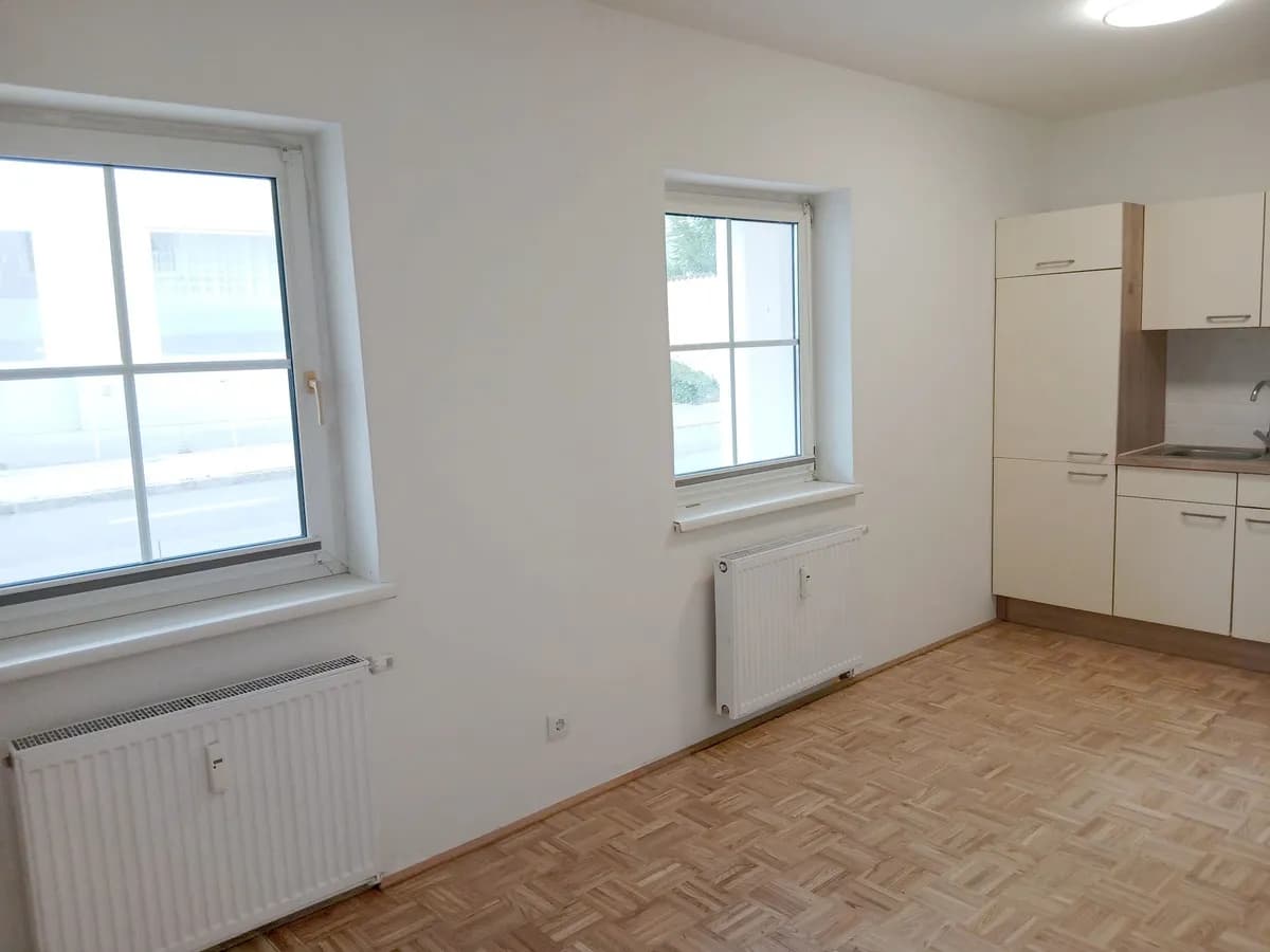2-Zimmer-Wohnung mieten in Vöcklabruck – 42 m², € 720 – Bild 3 von 10