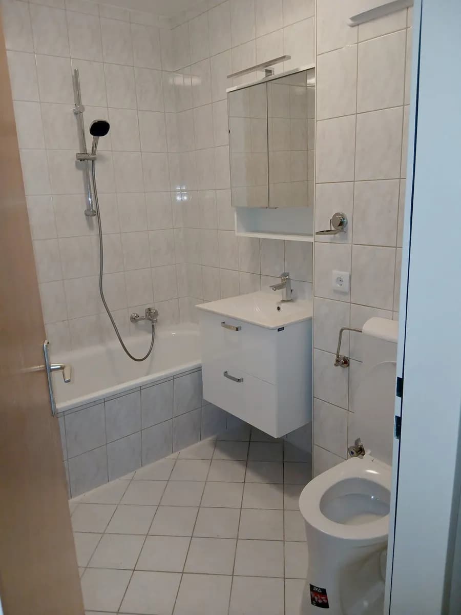 2-Zimmer-Wohnung mieten in Vöcklabruck – 42 m², € 720 – Bild 6 von 10