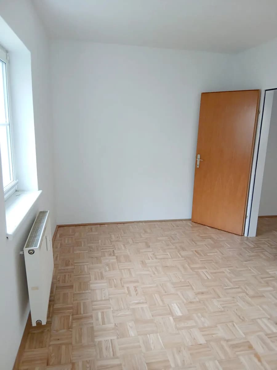 2-Zimmer-Wohnung mieten in Vöcklabruck – 42 m², € 720 – Bild 7 von 10
