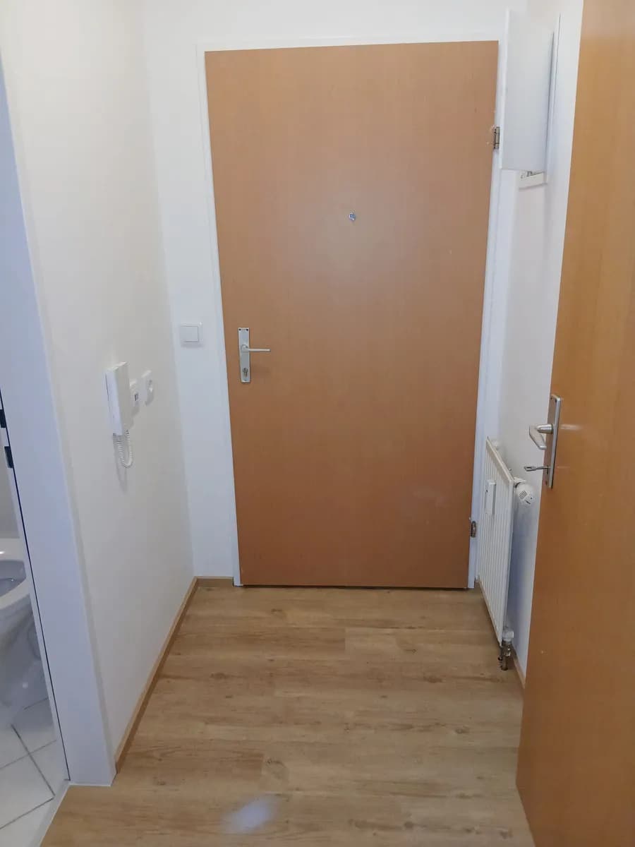 2-Zimmer-Wohnung mieten in Vöcklabruck – 42 m², € 720 – Bild 8 von 10