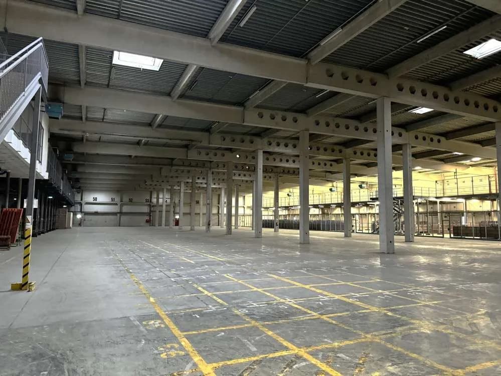 Gewerbeimmobilie mieten in Mödling – 21 500 m² – Bild 3 von 5