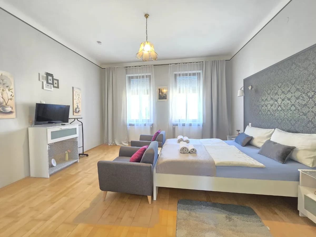 14-Zimmer-Gewerbeimmobilie kaufen in Graz – 300 m², € 850.000 – Bild 3 von 10