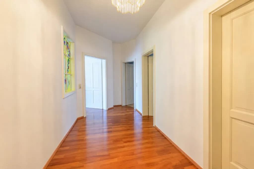 3-Zimmer-Wohnung kaufen in Gmunden – 90 m², € 380.000 – Bild 2 von 12