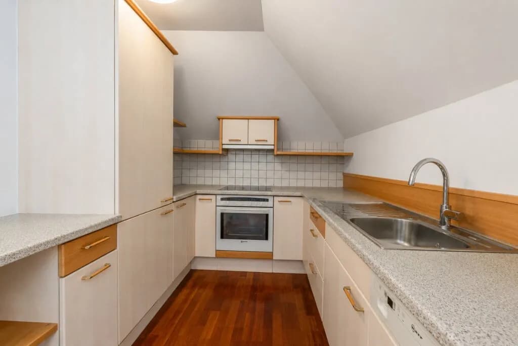 3-Zimmer-Wohnung kaufen in Gmunden – 90 m², € 380.000 – Bild 3 von 12