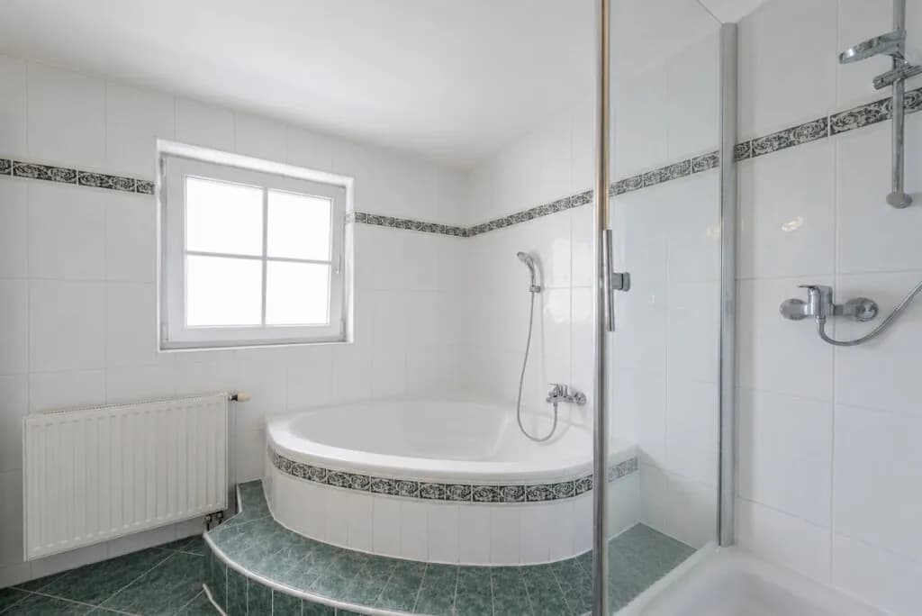3-Zimmer-Wohnung kaufen in Gmunden – 90 m², € 380.000 – Bild 8 von 12
