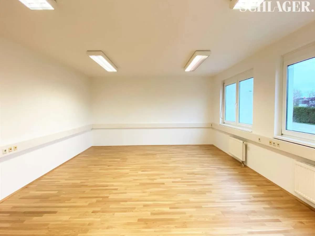 Gewerbeimmobilie mieten in Graz – 211 m², € 1.958