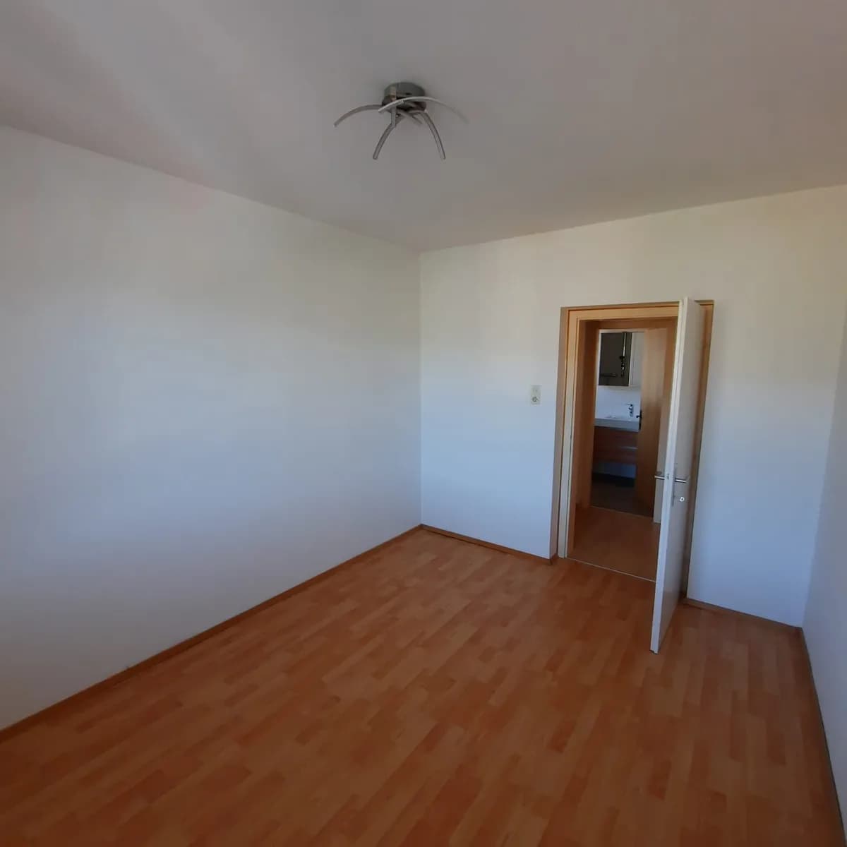 5-Zimmer-Wohnung kaufen in Liezen – 76 m², € 98.000 – Bild 11 von 11