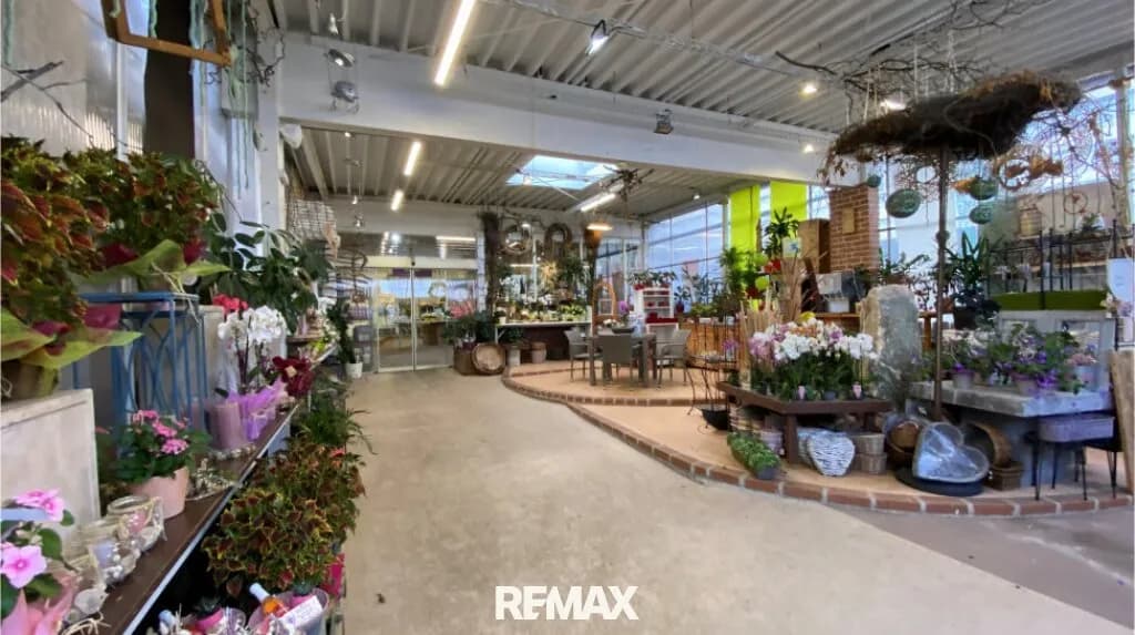 Gewerbeimmobilie kaufen in Vöcklabruck – 4 768 m², € 1.499.000 – Bild 12 von 22